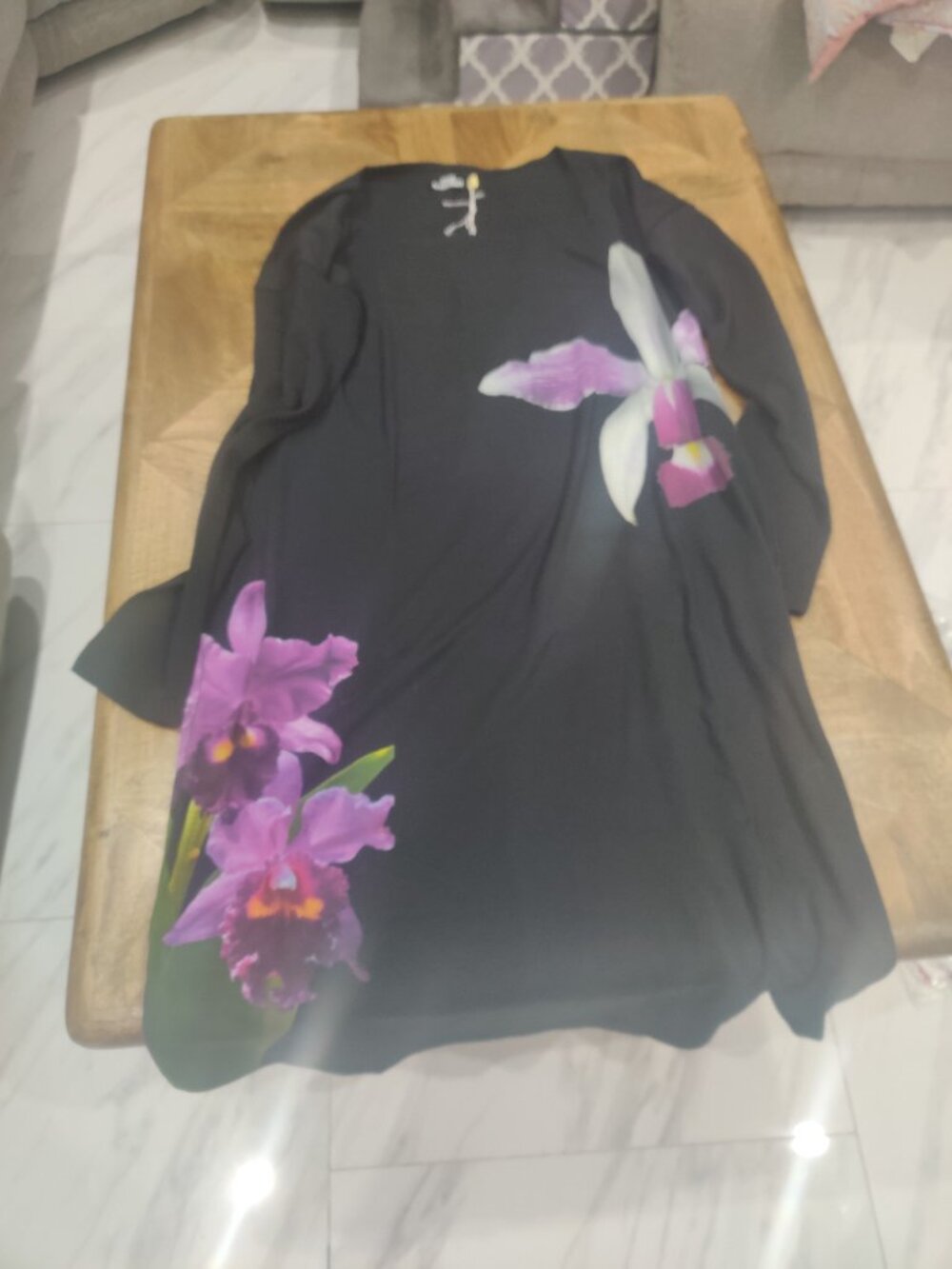 Tyler McGillivary dress size 4xl New